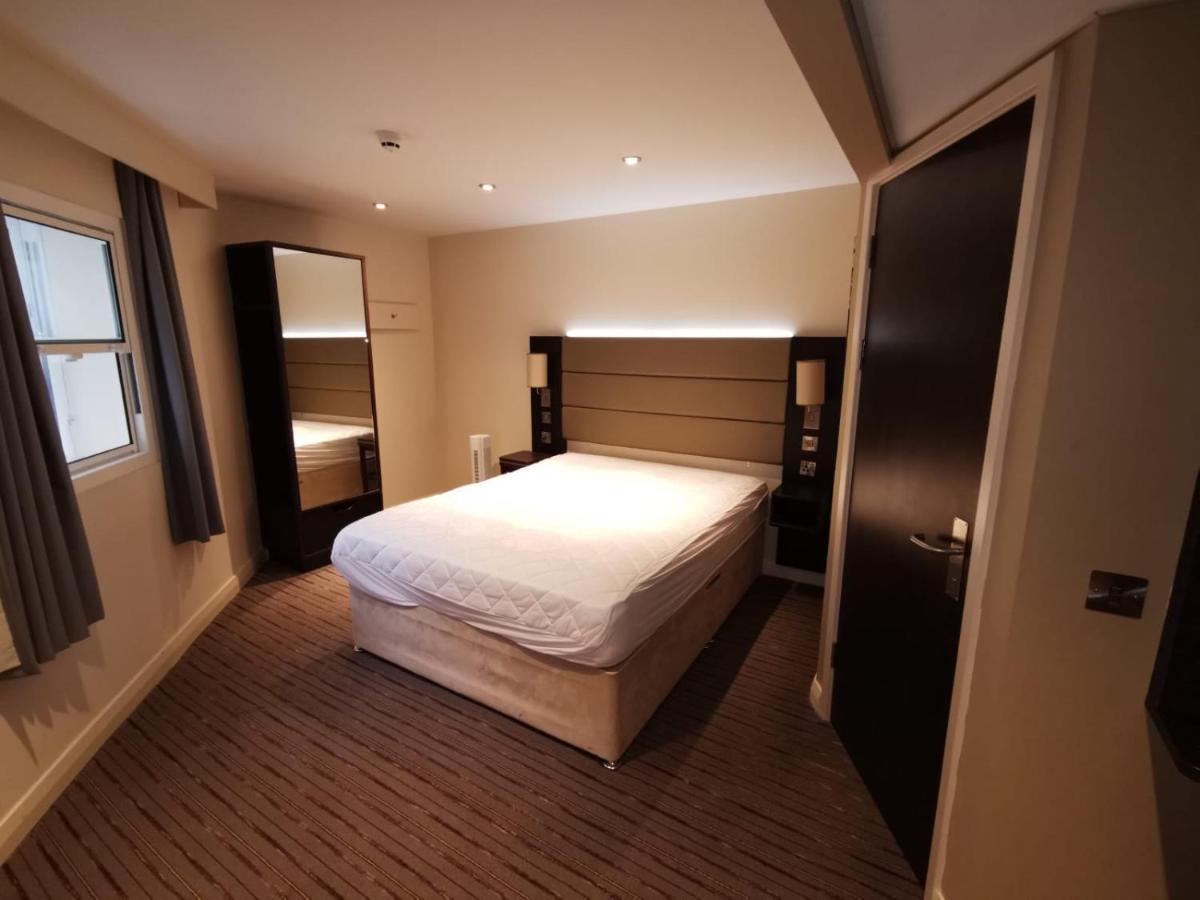 Silurian Hotel Newport 뉴포트 외부 사진