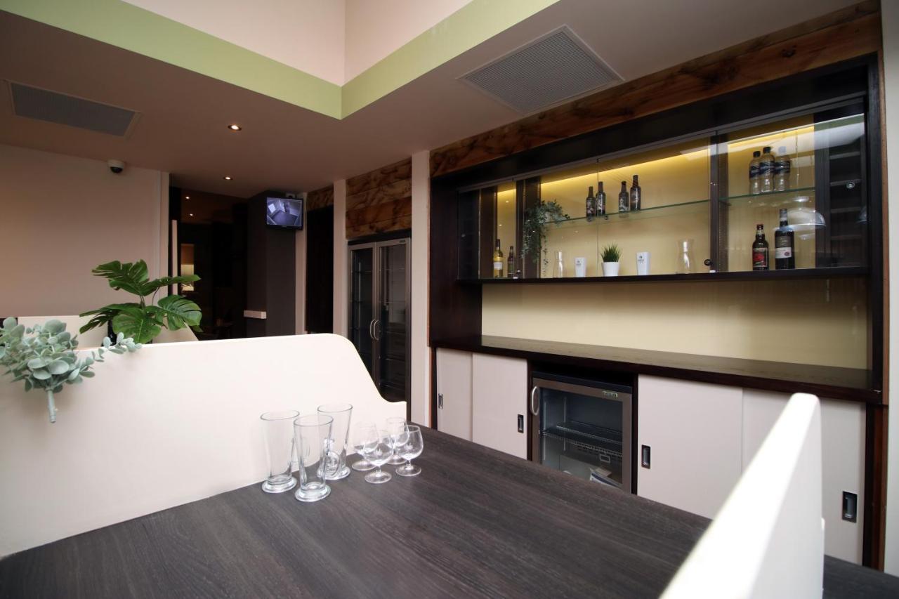 Silurian Hotel Newport 뉴포트 외부 사진